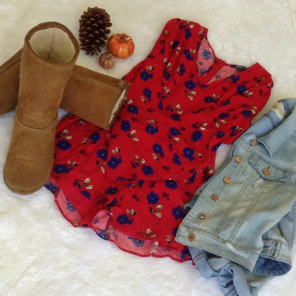 Forever 21 | Red romper with patterns - Picture 3 of 8